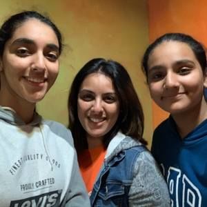 Meet your Posher, Sonia